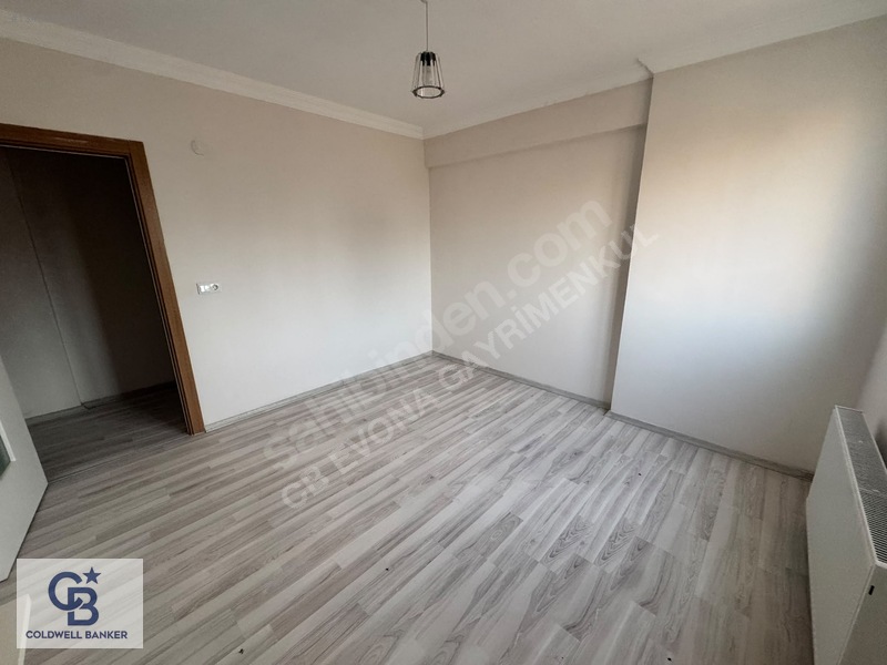 Evonadan Muradiyede Ara Kat Açık Mutfak 2+1 Kiralık Daire — fotoğraf 5