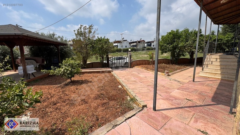Yenişehir'de Site İçi, 500 M² Arsa Paylı, Köşe Villa — fotoğraf 5