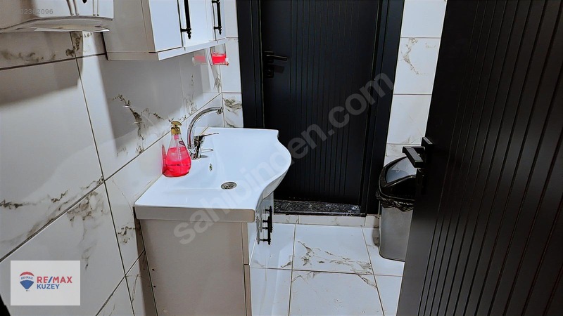 Piazza Avm Sırası Ana Yola Cephe Devren Kiralık Ofis — fotoğraf 32