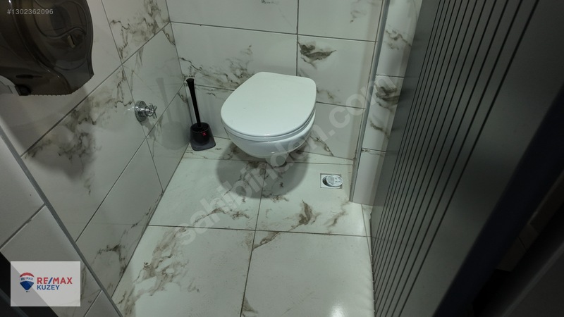 Piazza Avm Sırası Ana Yola Cephe Devren Kiralık Ofis — fotoğraf 33