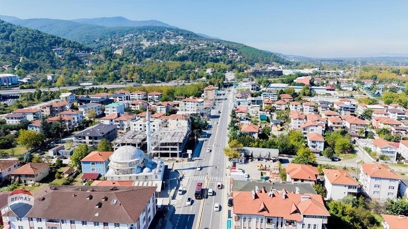 Remax Mavi'den Sapanca'da Tic. İmarlı,yatırım Değeri Yüksek Bina — fotoğraf 12