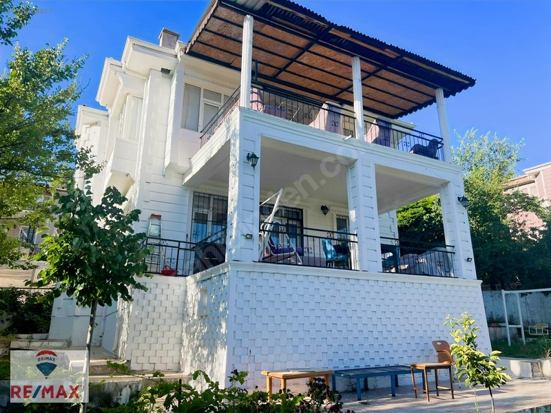 Hazar Gölünde Yüce Tatil Sitesinde Satılık 4+1 Yazlık Villa — fotoğraf 21