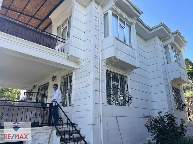 Hazar Gölünde Yüce Tatil Sitesinde Satılık 4+1 Yazlık Villa — fotoğraf 28