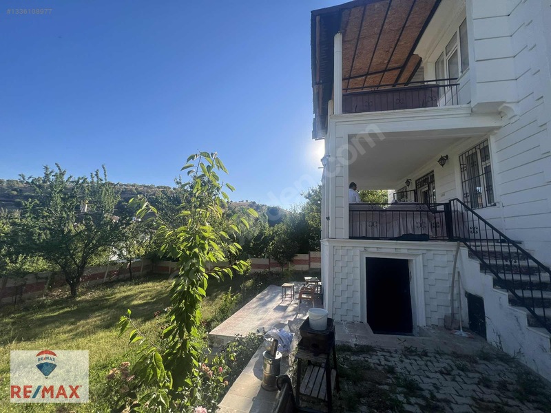 Hazar Gölünde Yüce Tatil Sitesinde Satılık 4+1 Yazlık Villa — fotoğraf 29