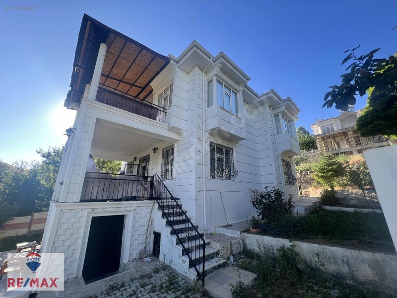 Hazar Gölünde Yüce Tatil Sitesinde Satılık 4+1 Yazlık Villa — fotoğraf 34