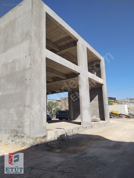 Küsget Sanayi B Blok Merkezi Konum Sıfir Yapi 1.050 M2 Kiralık — fotoğraf 3