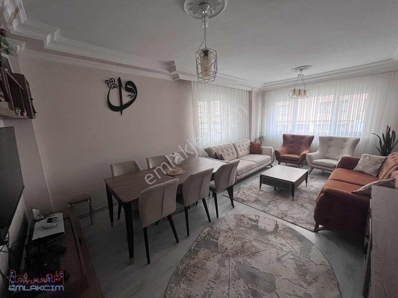 Emlakcımdan Vatan Cad.üzeri Ara Kat Asansörlü Full Bakımlı 2+1