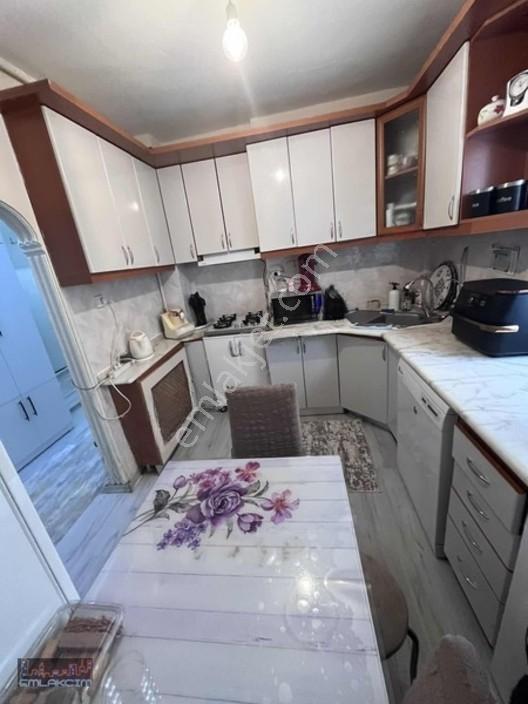 Emlakcımdan Vatan Cad.üzeri Ara Kat Asansörlü Full Bakımlı 2+1 — fotoğraf 20