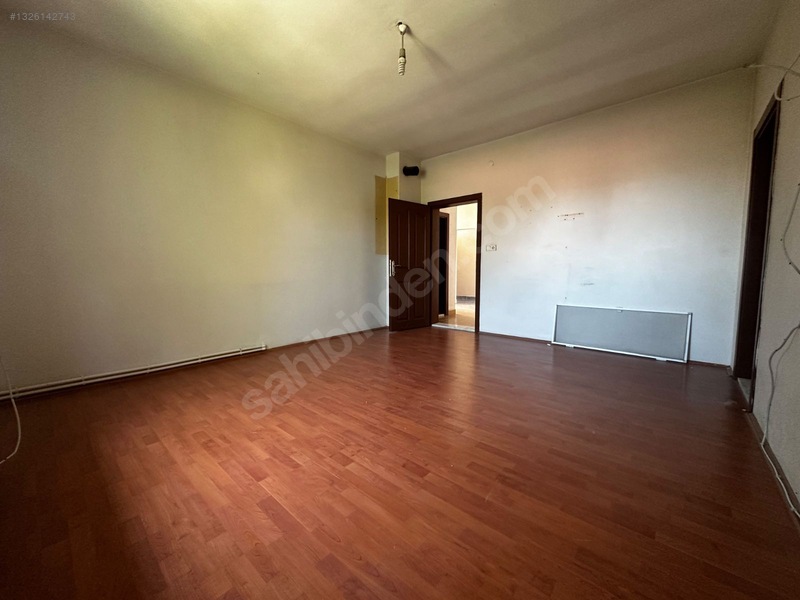 Gemerek'te Geniş Arsalı Müstakil Villa — fotoğraf 3
