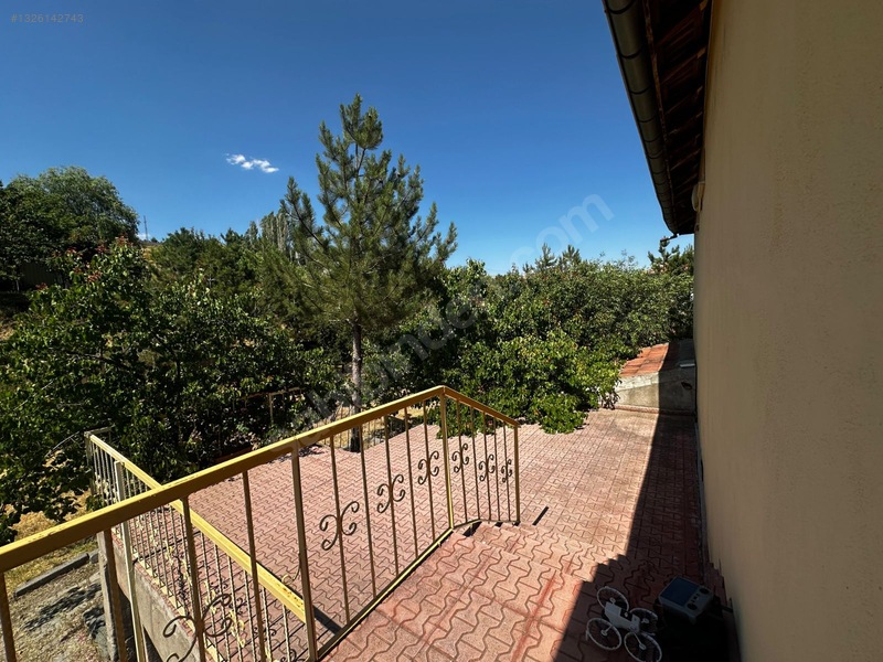 Gemerek'te Geniş Arsalı Müstakil Villa — fotoğraf 16