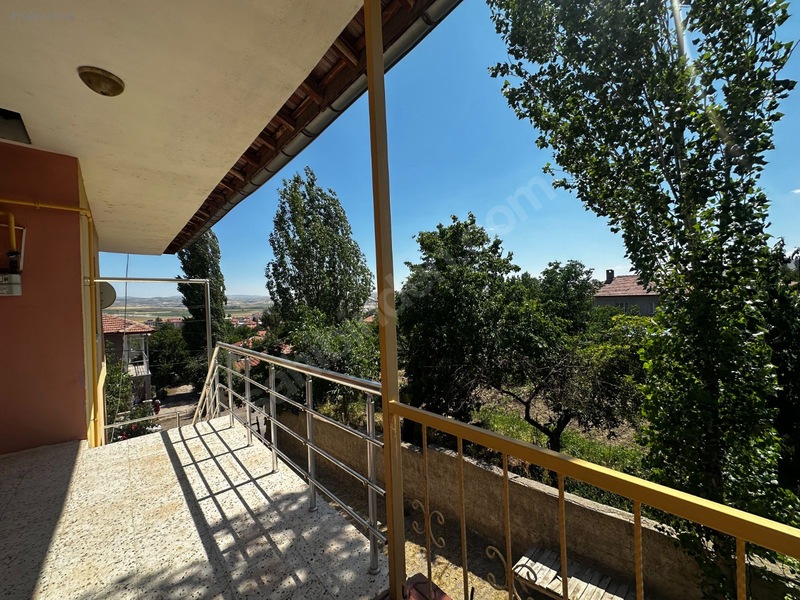 Gemerek'te Geniş Arsalı Müstakil Villa — fotoğraf 17