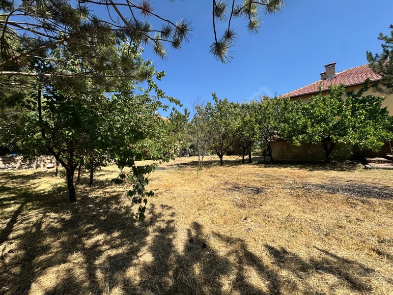 Gemerek'te Geniş Arsalı Müstakil Villa — fotoğraf 29