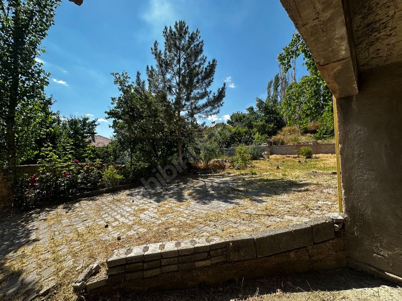 Gemerek'te Geniş Arsalı Müstakil Villa — fotoğraf 32