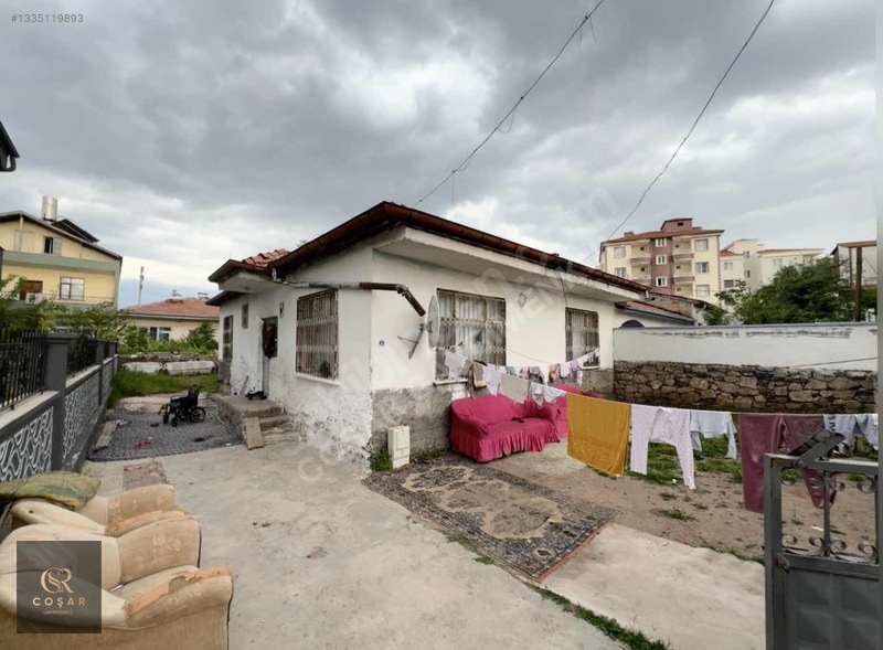 -Coşar- Birleşik Nizam3Katruhsatlı 300 M2 Satılık Ev Ve Arsası