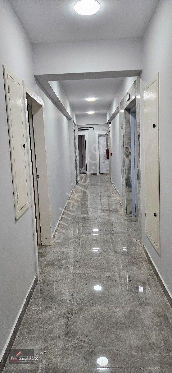 Bağcılar Merkez'de 2+1 Satılık Daire — fotoğraf 8