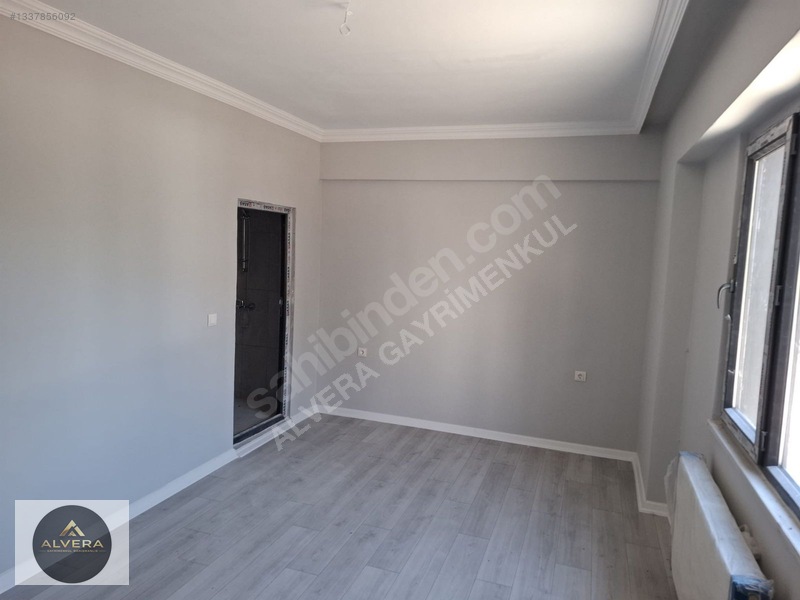 Alitaşı Mahallesinde Satılık 3+1 Daire — fotoğraf 2
