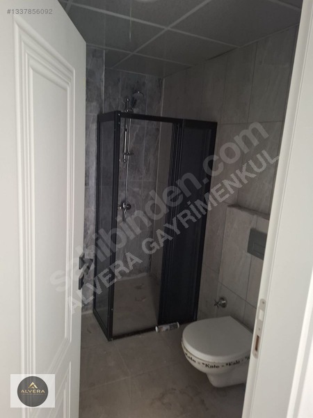Alitaşı Mahallesinde Satılık 3+1 Daire — fotoğraf 3