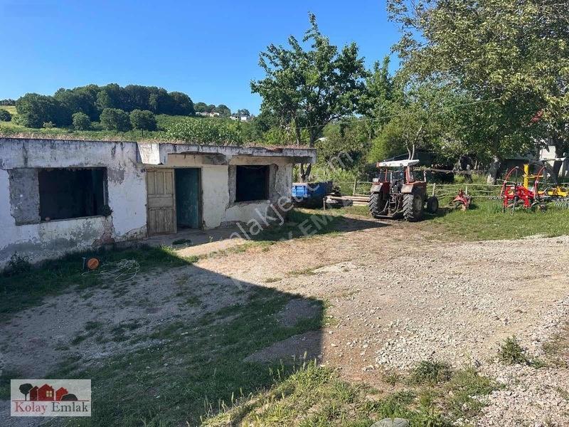 Kandıra Çamkonakta 493 M² Arsa İçerisinde Kargir Ev