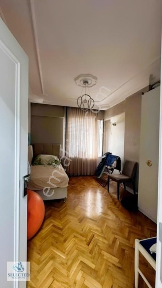 Muhteşem Lokasyonda Geniş 3+1 Asansörlü Satılık Daire — fotoğraf 23