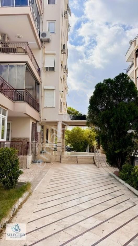 Muhteşem Lokasyonda Geniş 3+1 Asansörlü Satılık Daire — fotoğraf 27