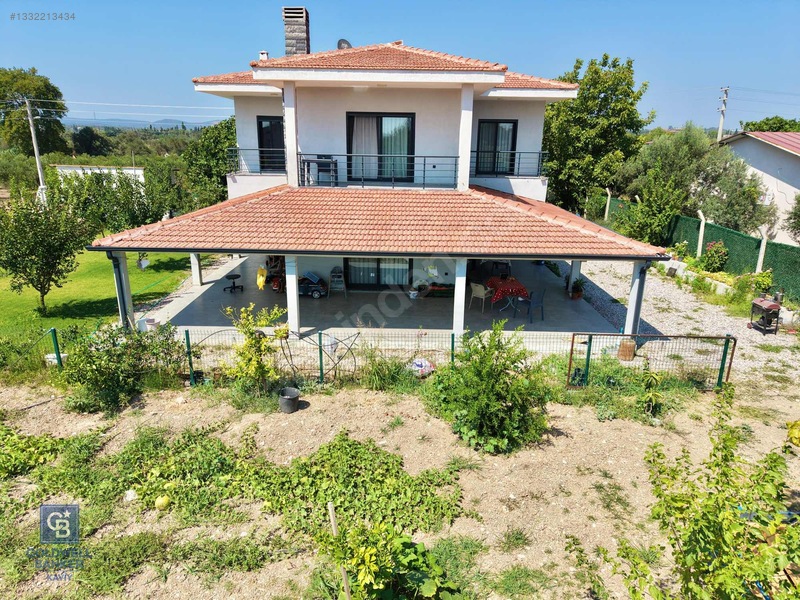 Urla Kuşçularda Doğayla İç İçe, Lüks 4+1 Villa