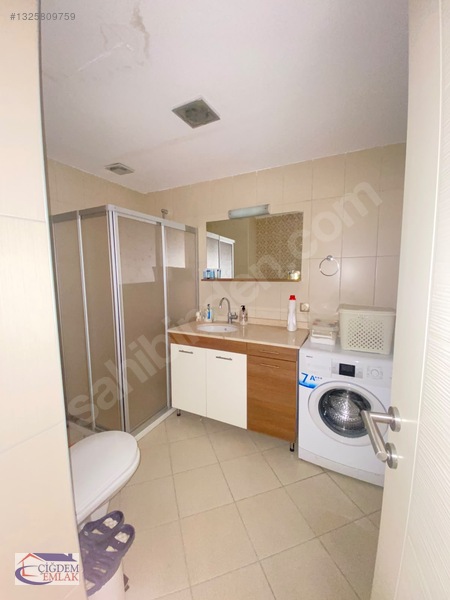 Sahilpark Konutlarında Satılık 2+1 Ebeveyn Banyolu Daire — fotoğraf 7