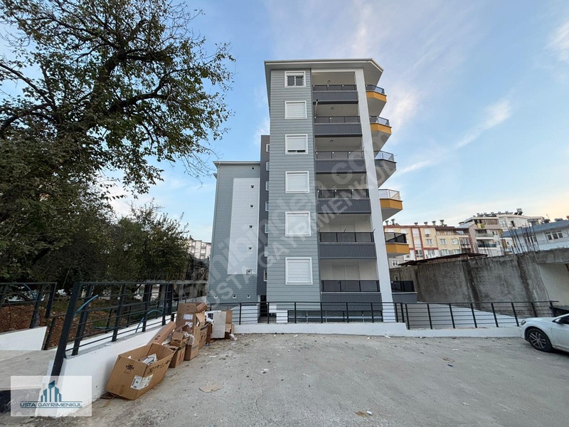 Usta Gayrimenkul'den Satılık Ebevyn Banyolu 3+1 Sıfır Lüks Daire — fotoğraf 3