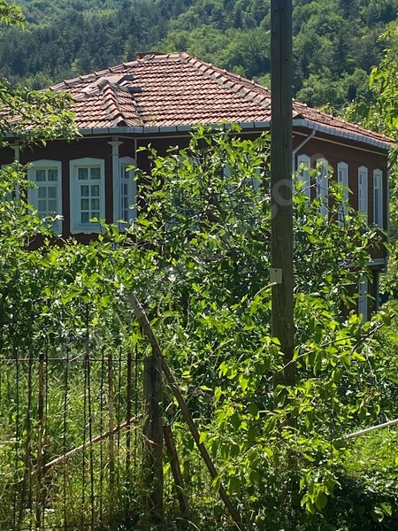 *zeybek*den / 408 .m2 Bahçesi Ve 2.,5 Katlı Yeni Restore 160.m2. — fotoğraf 2