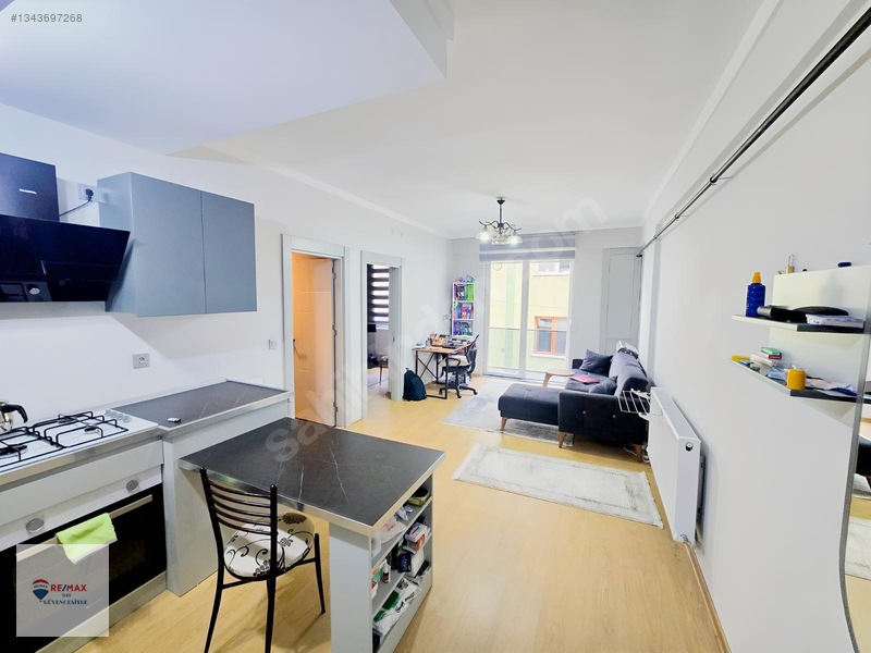 Remax İlke'den Paşalar Caddesi'nde 1+1 Eşyalı Satılık Lüks Daire — fotoğraf 4