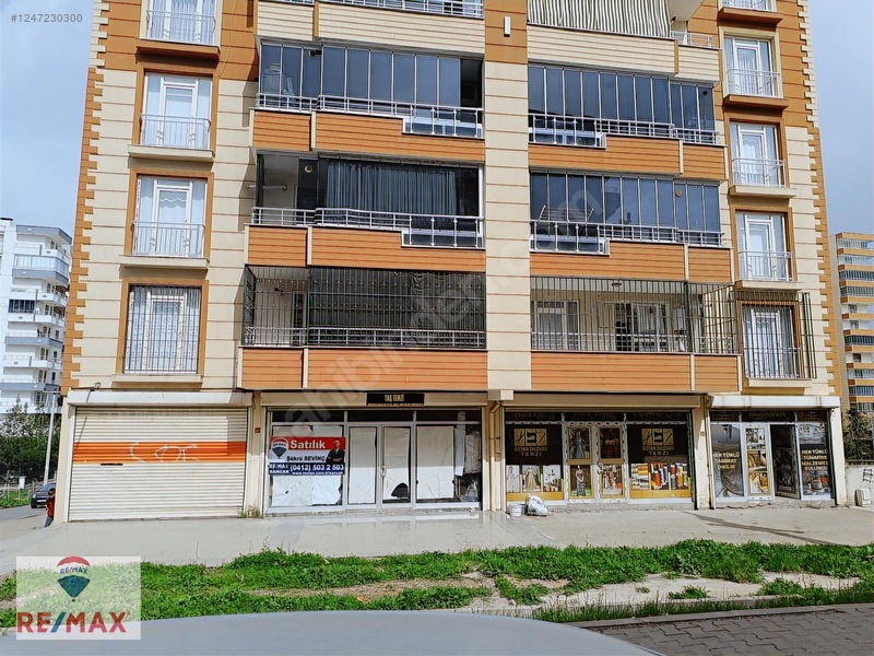 Seyrantepe Tokide Satılık Köşe Dükkan 130 M² — fotoğraf 3
