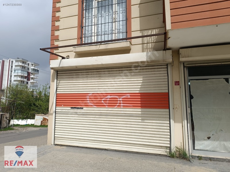 Seyrantepe Tokide Satılık Köşe Dükkan 130 M² — fotoğraf 4