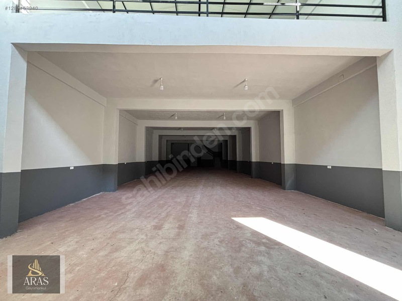 Aras Gayrimenkulden Karaosmanoğlunda Kiralık 550 M2 Dükkan — fotoğraf 2