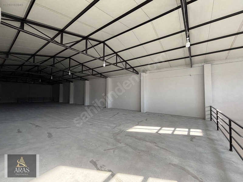 Aras Gayrimenkulden Karaosmanoğlunda Kiralık 550 M2 Dükkan — fotoğraf 5