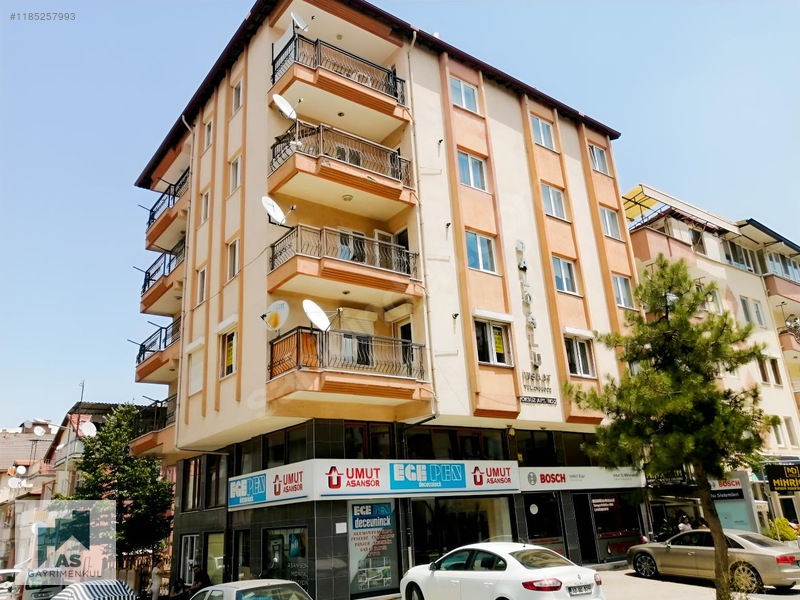 Özkanlar Ana Cadde Üzeri 4+1 Geniş Kullanışlı Kiralık Daire