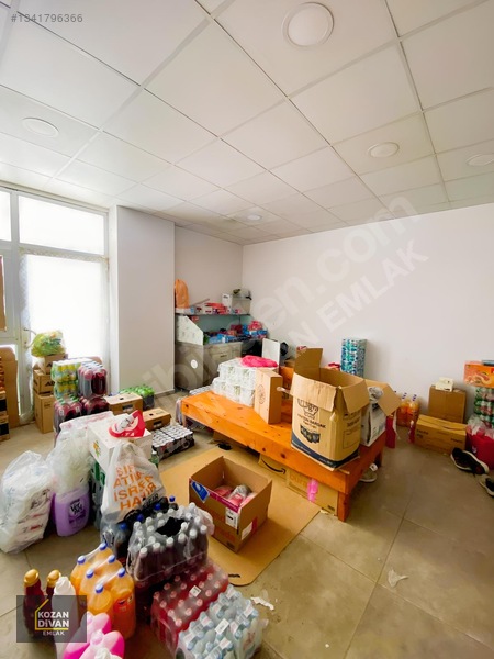 Kozan Divan Emlak'tan Endüstri Lisesi Karşısı Kiralık İşyeri — fotoğraf 4