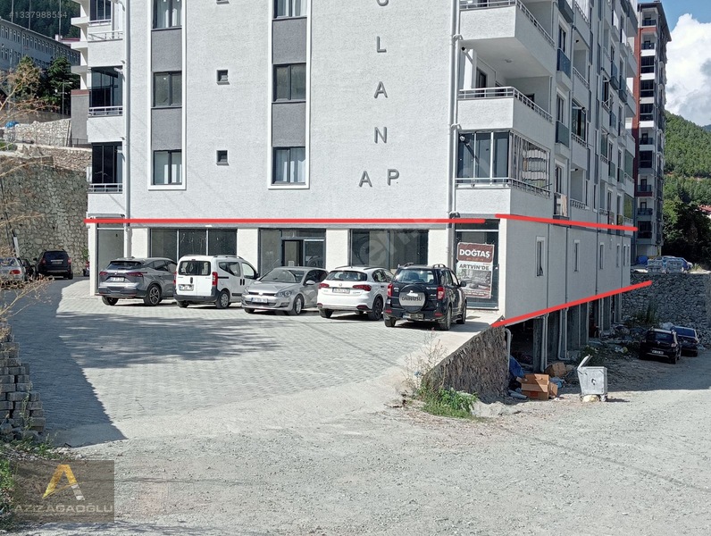 İskebe'de Alpaslan Apartmanı Altında Satılık İşyeri*net:320 M2* — fotoğraf 2