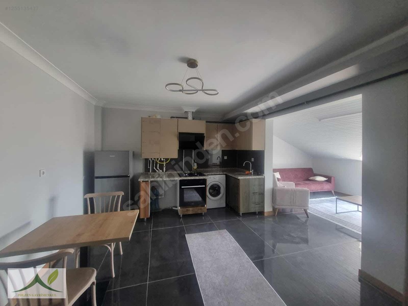 Polzen Gayrimenkul'den Gazi Mah. Eşyalı Kiralık 1+1 Daire — fotoğraf 3