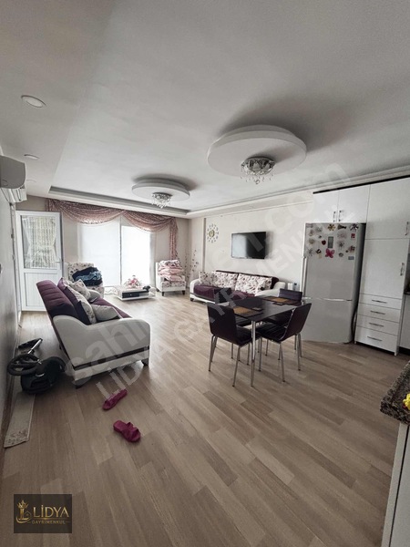 Erdemli Akdeniz Mahallesi 2+1 Satılık Geniş Cam Balkonlu Daire — fotoğraf 5