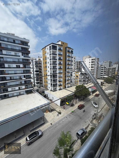 Erdemli Akdeniz Mahallesi 2+1 Satılık Geniş Cam Balkonlu Daire — fotoğraf 14