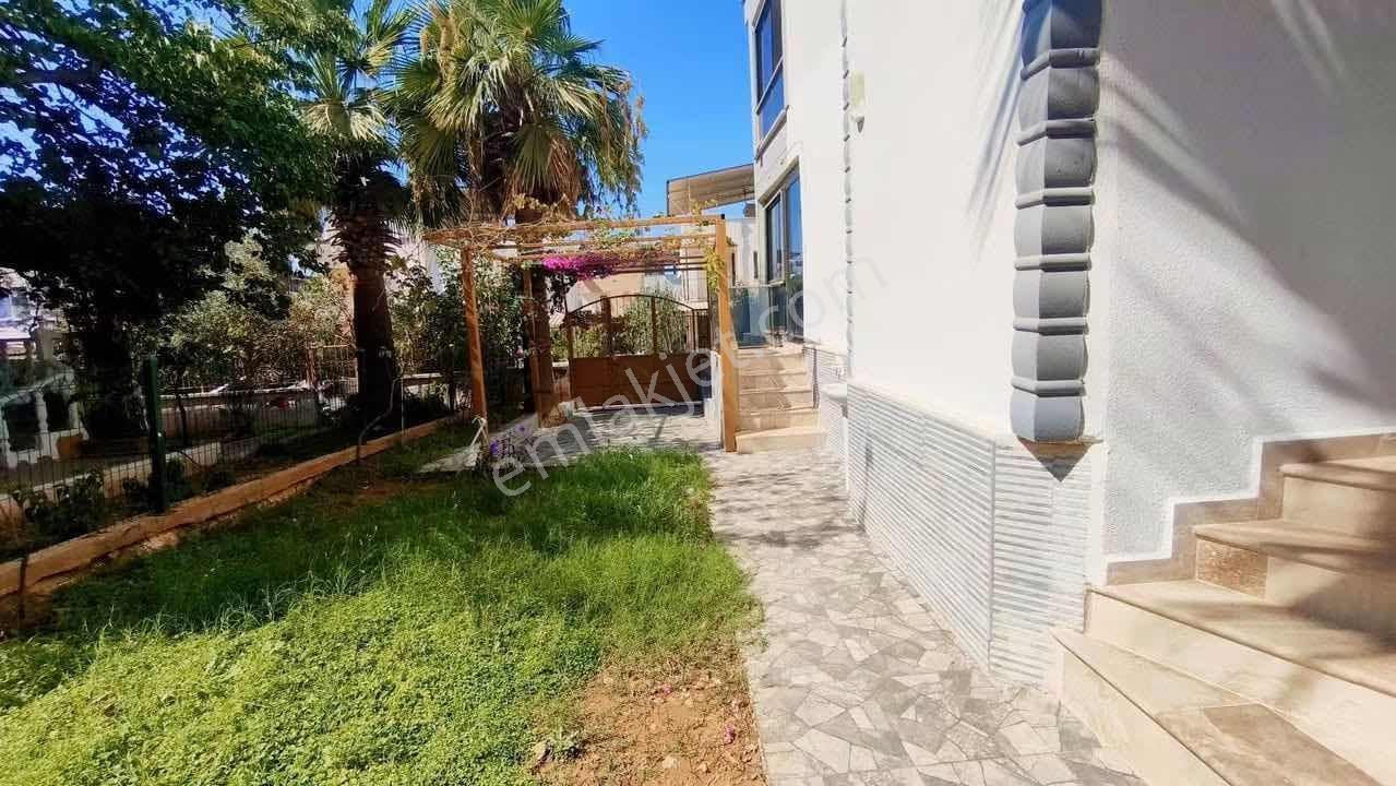 Didim Akbükte Müstakil Bahçeli 3+1 Tripleks Yazlık — fotoğraf 7