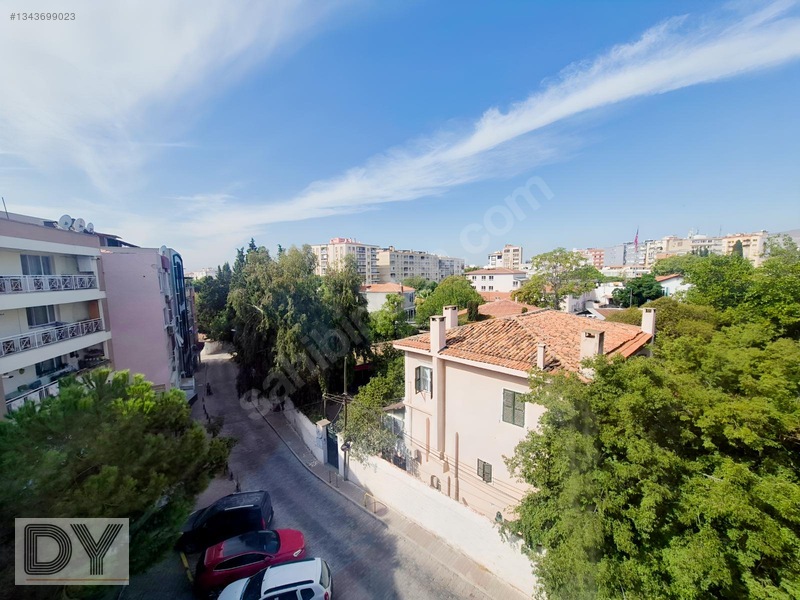 Bornova Erzene 83 Sokak Kiralık 2+1 Asansörlü Daire — fotoğraf 3