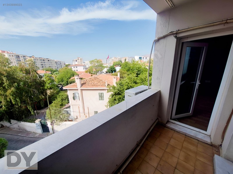 Bornova Erzene 83 Sokak Kiralık 2+1 Asansörlü Daire — fotoğraf 4