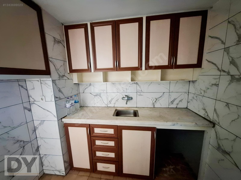 Bornova Erzene 83 Sokak Kiralık 2+1 Asansörlü Daire — fotoğraf 6