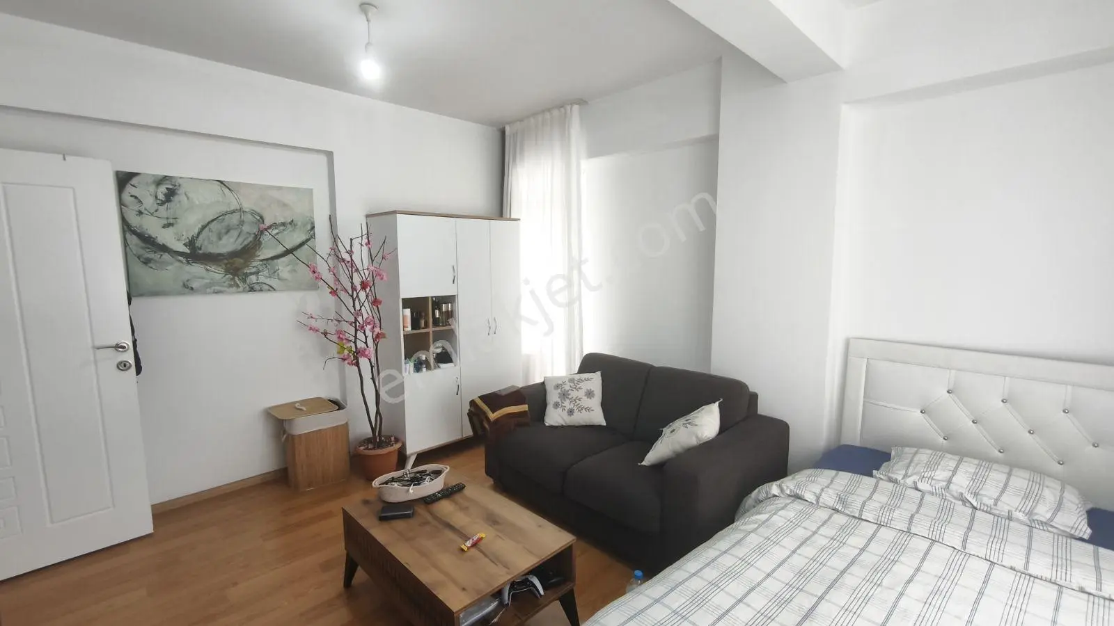 Truva Yağız'dan Tramvaya 500 M Net 64 M² Satılık 1+1 — fotoğraf 5