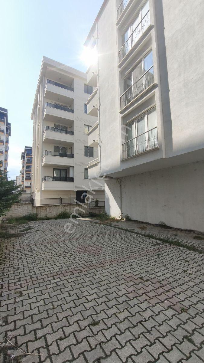Truva Yağız'dan Tramvaya 500 M Net 64 M² Satılık 1+1 — fotoğraf 13