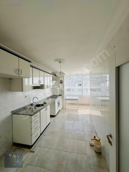 Türkzade Emlaktan Belediye Karşısı Kiralık 3+1 Daire — fotoğraf 2