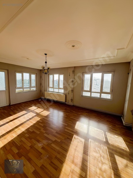 Türkzade Emlaktan Belediye Karşısı Kiralık 3+1 Daire — fotoğraf 3