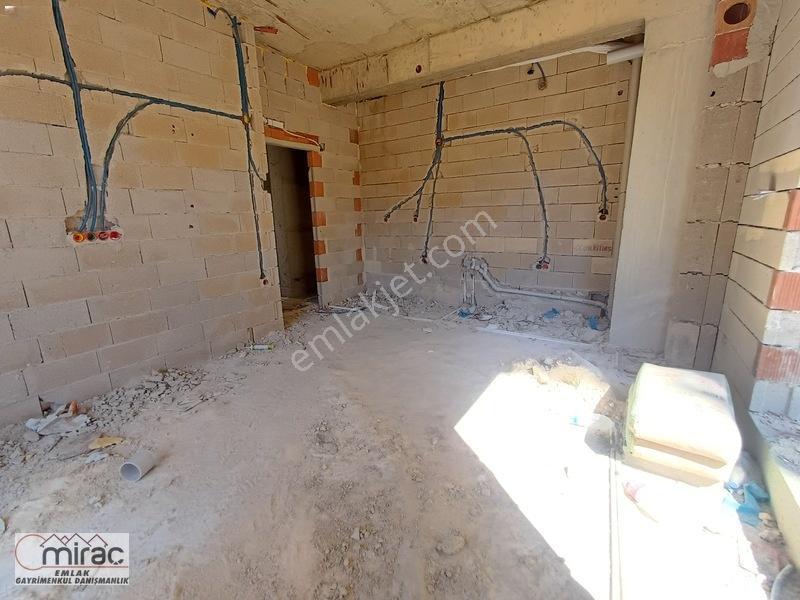 Salkım Evler Yeni Mahalle'de Satılık İnşaat'tan Ara Kat Daire — fotoğraf 2