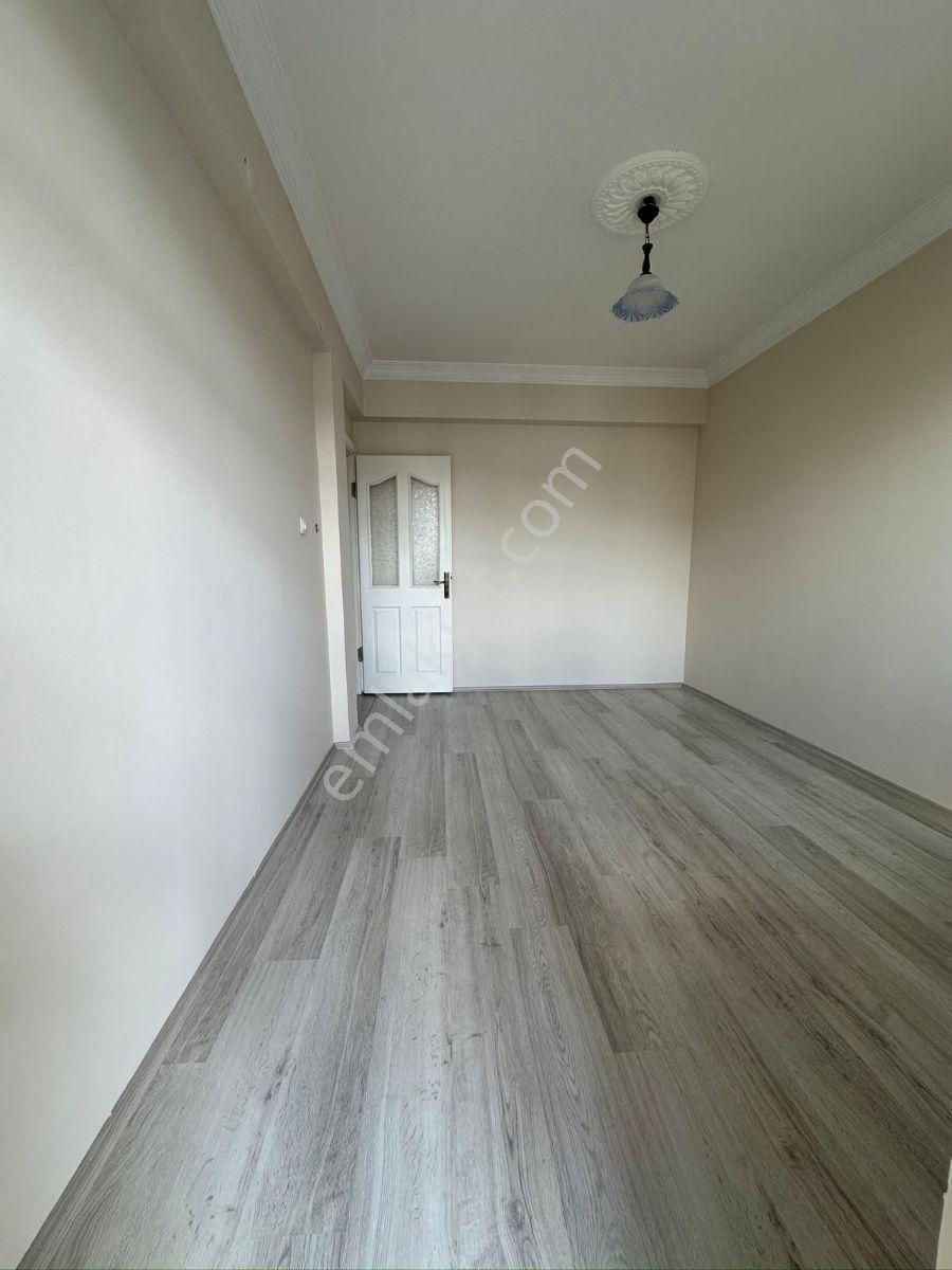 Lotus'dan Ereğli Kapı Migros Arkası Ful Yapılı 3+1 — fotoğraf 2