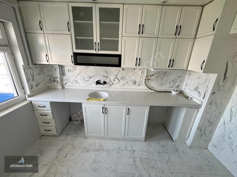 Atlas'tan Atakent'te (75. Yıl) Geniş Üst Kat 2+1 Kiralık Daire — fotoğraf 4